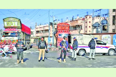 হামলাকারীদের খুঁজছে পাকিস্তান