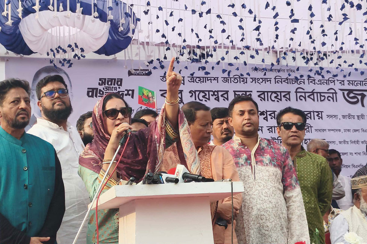 নারীবিদ্বেষী রাজনীতির বিরুদ্ধে জনগণ ব্যালটের মাধ্যমে জবাব দেবে : নিপুণ রায়