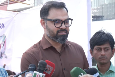 চাঁদাবাজ-সন্ত্রাসমুক্ত সমাজ গঠনে কাজ করছি : আমিনুল হক