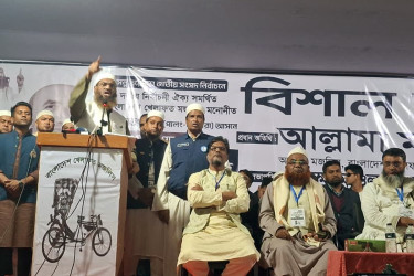 দুর্নীতি ও সন্ত্রাসনির্ভর রাজনীতি বাংলাদেশে আর চলবেনা: মামুনুল হক