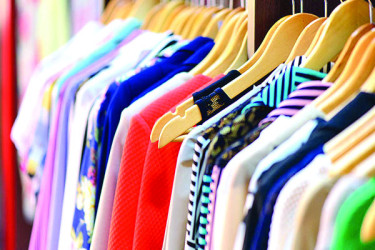 পোশাক রপ্তানির ৮০ শতাংশই ১১ দেশে