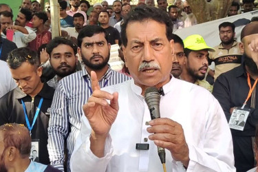 বিএনপি ছাড়া দেশকে রক্ষা করতে পারে এমন কোনো দল নেই: খোকন