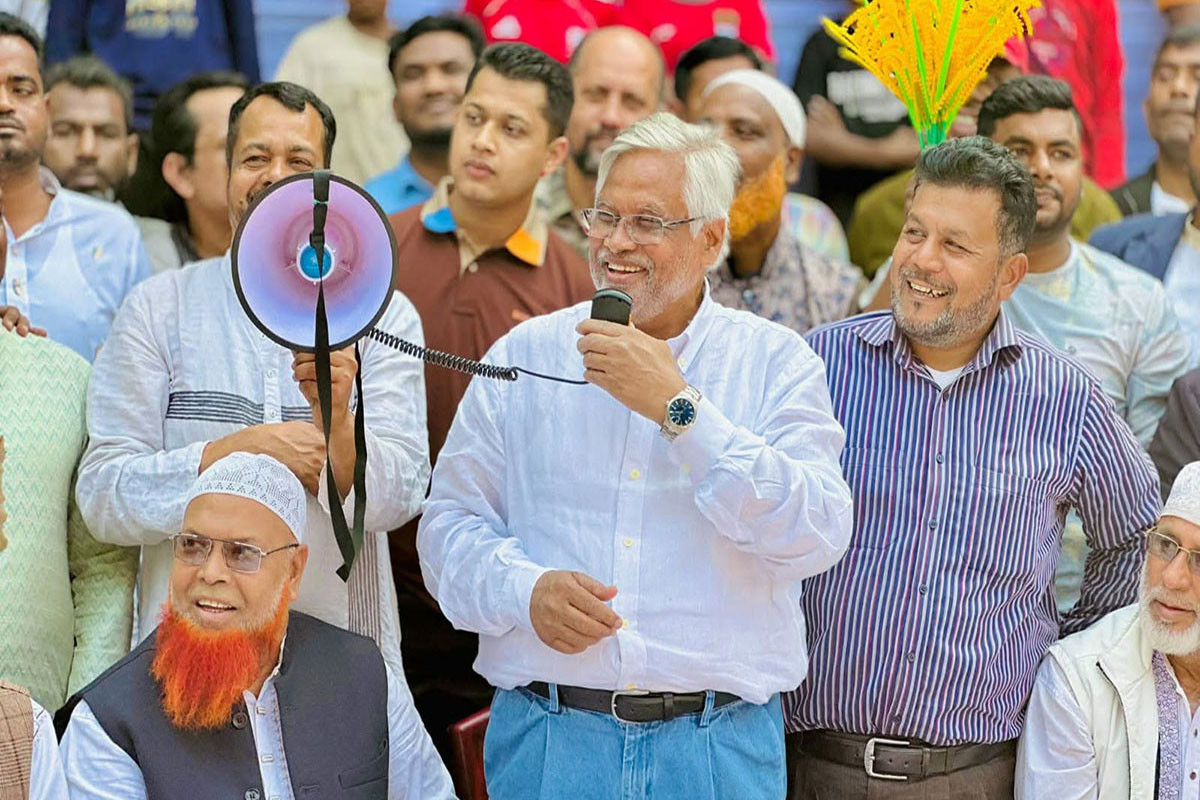 ব্যালট বিপ্লবের মাধ্যমেই দেশে গণতন্ত্র পুনরুদ্ধার হবে : আমান