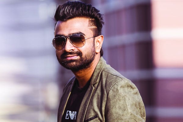 অন্তর্বর্তীতে ইমরান