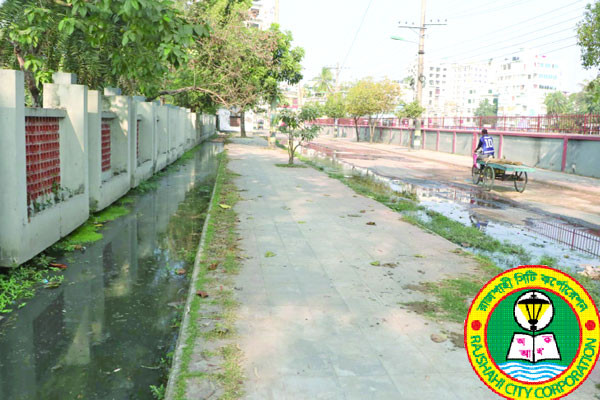 ৪৮৮ কিলোমিটার ড্রেন, তবু জলাবদ্ধতা