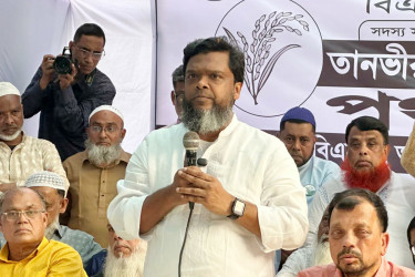 কেউ বিকাশ নম্বর চাইলে তাকে ধরে পুলিশে দিন : রবিন