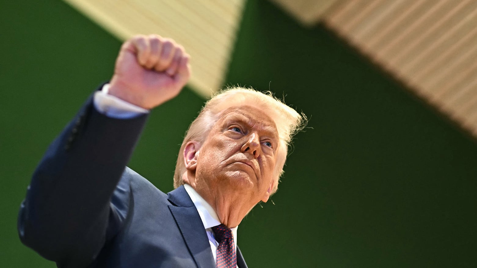 এপস্টেইন নথিতে আর নজর না দেয়ার পরামর্শ ট্রাম্পের