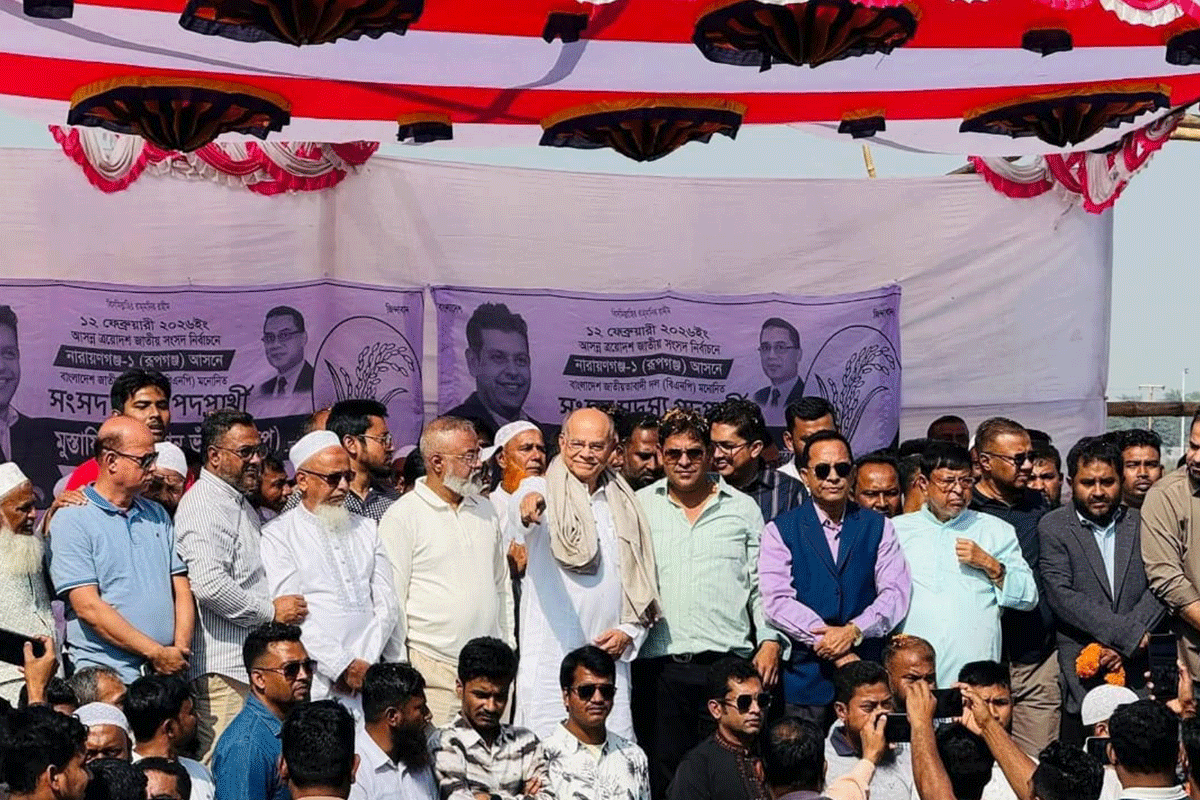 রূপগঞ্জে ধানের শীষের প্রার্থীর পক্ষে প্রচারণায় মনির