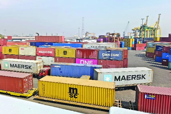 বন্দর সচল না হলে হার্ডলাইনে যাওয়ার হুঁশিয়ারি