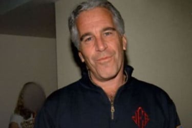 সত্যিই কি রাশিয়ার গুপ্তচর ছিলেন এপস্টেইন?