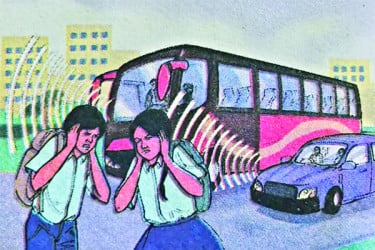 পরিবেশ রক্ষায় শুধুই তর্জনগর্জন