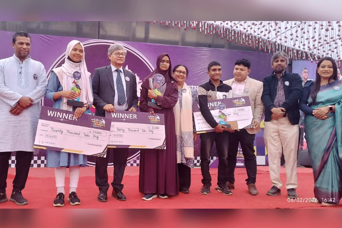 পঞ্চগড়ে রচনা প্রতিযোগিতা: চার লাখ টাকা পুরস্কার পেল বিজয়ীরা