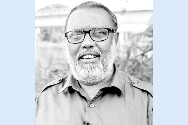 এক নারীর ঘুরে দাঁড়ানোর গল্প