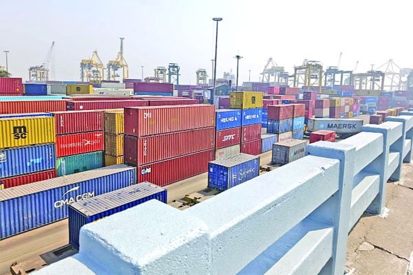 চট্টগ্রাম বন্দরকে বাঁচাতে হবে