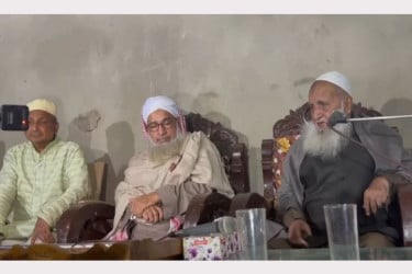 বিএনপি প্রার্থীকে হেফাজত আমিরের সমর্থন