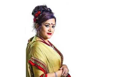 প্রত্যেক শিল্পী  বেঁচে থাকতে যেন এই সম্মান পায়