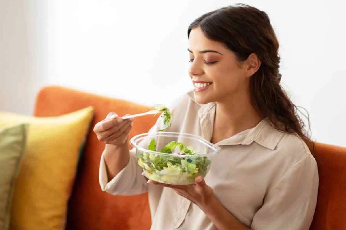 ধীরে খাওয়া আর সঠিক খাবারেই মিলতে পারে পেটের স্বস্তি