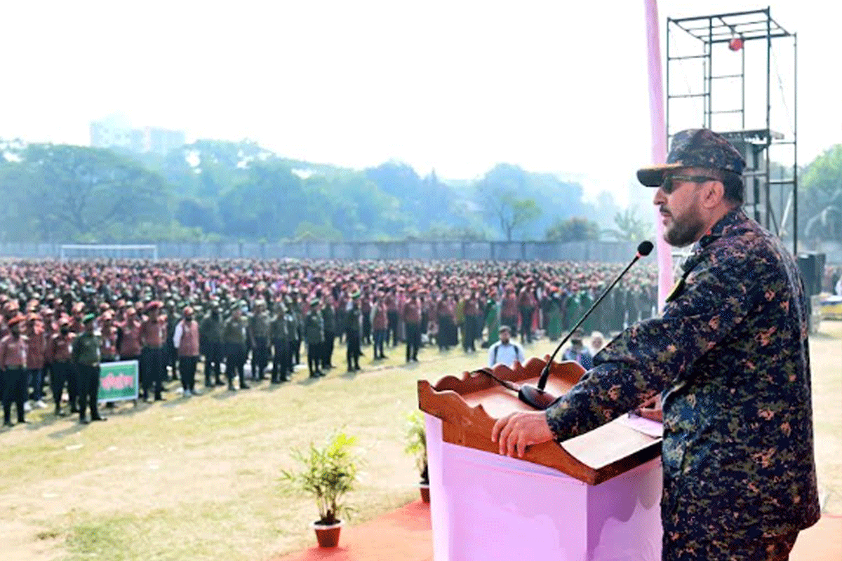 নির্বাচনে সর্বোচ্চ পেশাদারিত্ব বজায় রাখুন: আনসার মহাপরিচালক