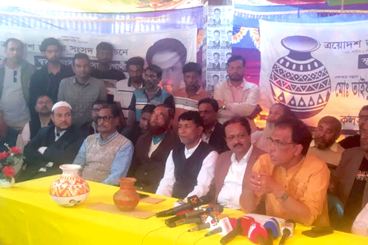 অবৈধ অস্ত্র উদ্ধারে আইনশৃঙ্খলা বাহিনীর ভূমিকা দেখা যাচ্ছে না: স্বতন্ত্র প্রার্থী টিপু