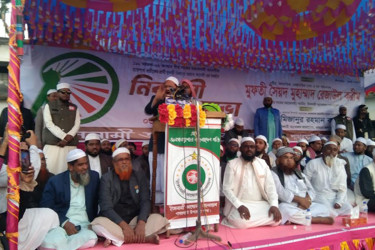 জামায়াতে আমেরিকার টিপস ঢুকে গেছে: চরমোনাই পীর