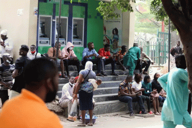 নাইজেরিয়ায় সন্ত্রাসীদের গুলিতে নিহত ৩০