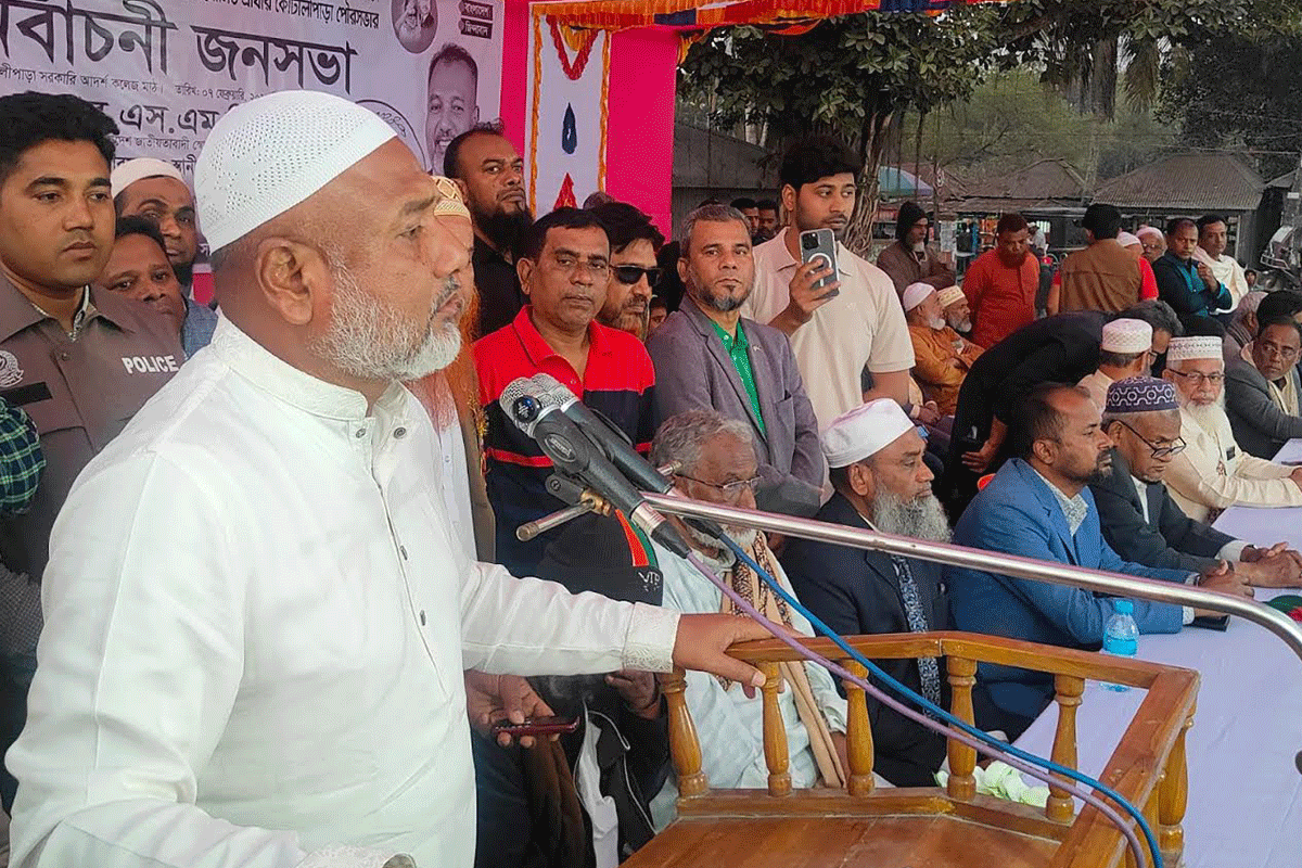 ভোটকেন্দ্রে গিয়ে যাকে যোগ্য মনে করবেন তাকেই ভোট দেবেন : এস এম জিলানী