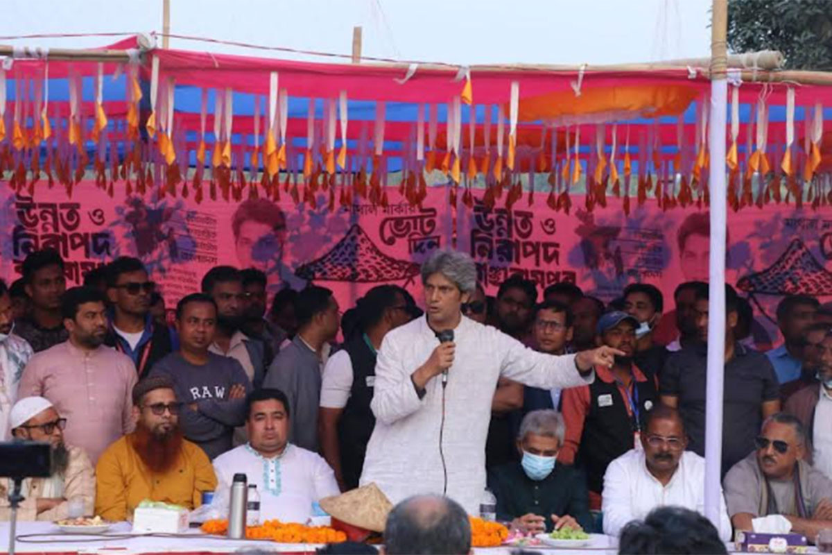 গণতন্ত্র পুনরুদ্ধারে যুগপৎ প্রার্থীকে বিজয় করার আহ্বান জোনায়েদ সাকির