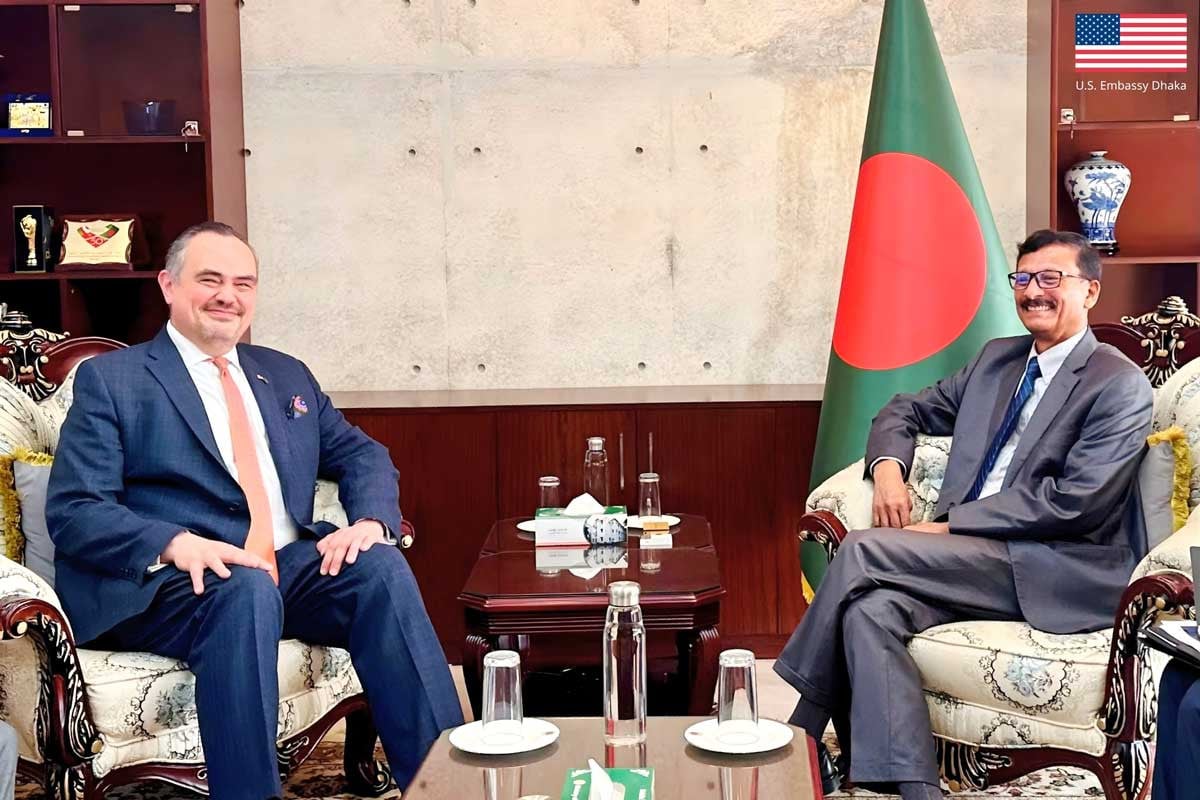 পররাষ্ট্র উপদেষ্টার সঙ্গে মার্কিন রাষ্ট্রদূতের সাক্ষাৎ
