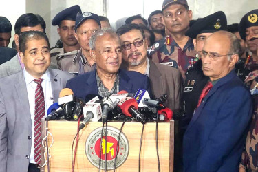 নির্বাচনে ভোট কারচুপির কোনো শঙ্কা নেই: স্বরাষ্ট্র উপদেষ্টা
