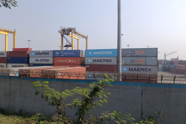 ধর্মঘটে ফের অচল চট্টগ্রাম বন্দর