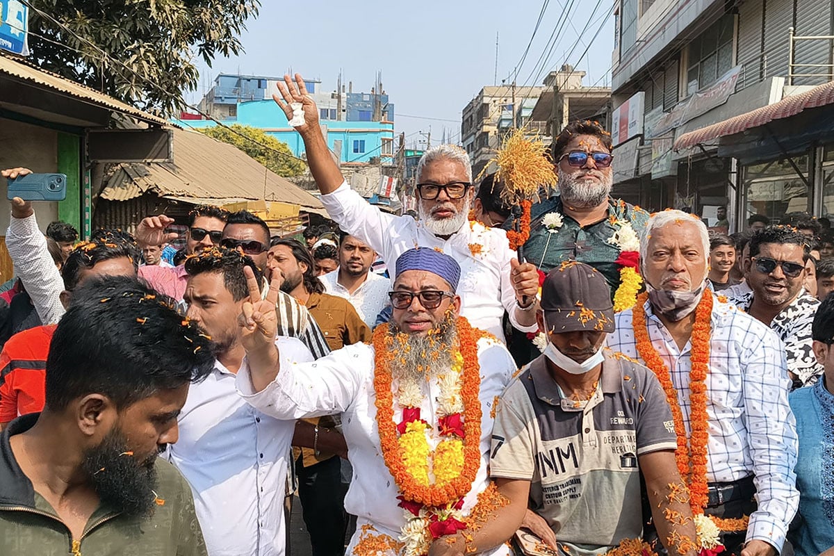 প্রচারণার শেষ মুহূর্তে ধানের শীষের প্রার্থী মান্নানের চমক
