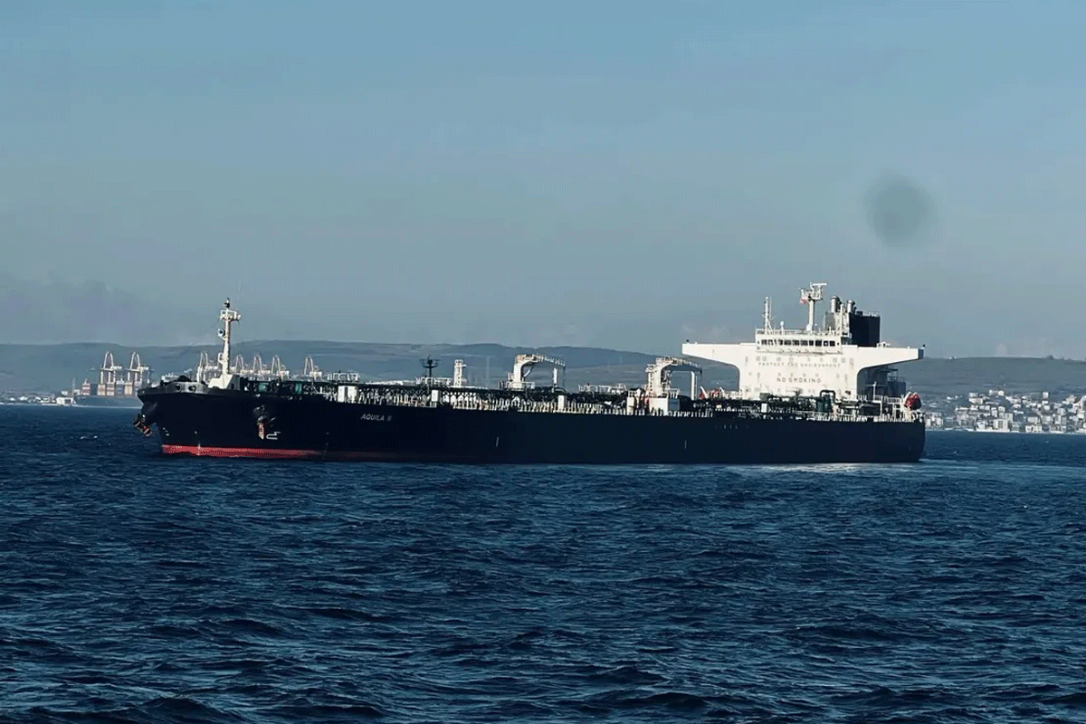 ক্যারিবিয়ান সাগরে তেলের ট্যাঙ্কার জব্দ করলো যুক্তরাষ্ট্র