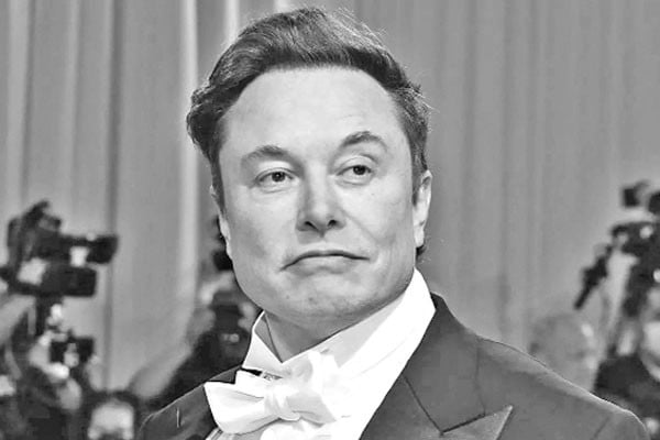 চাঁদে শহর গড়তে চান ইলন মাস্ক