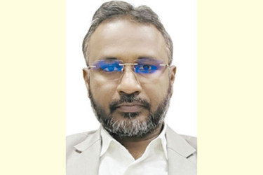 পিএইচডি ডিগ্রি অর্জন করলেন আহসান হাবীব