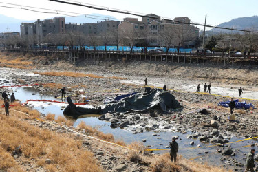 দক্ষিণ কোরিয়ায় সামরিক হেলিকপ্টার বিধ্বস্ত, নিহত ২