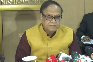 মূল্যস্ফীতির ক্ষেত্রেই আমরা একটু পিছিয়ে আছি: গভর্নর