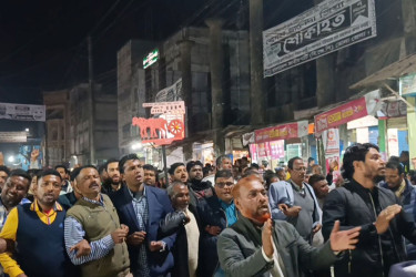 প্রচারের শেষ দিনে মুখর ভোলার চার আসন