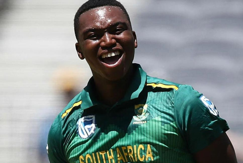 খরুচে বোলিংয়ের ঝুঁকি নিয়ে সফল এনগিডি