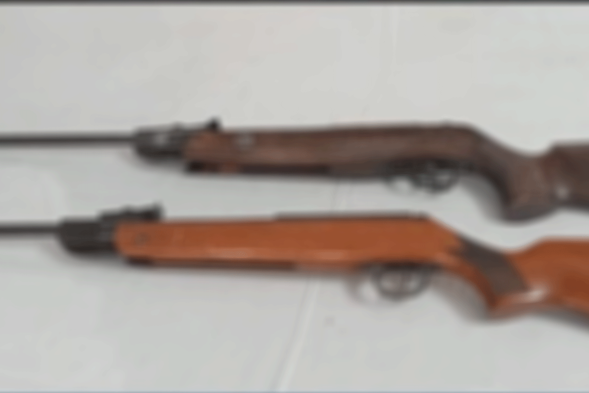 ব্রাহ্মণবাড়িয়ায় পরিত্যক্ত অবস্থায় দুটি এয়ারগান উদ্ধার