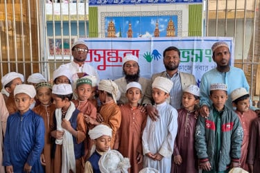 কুয়াকাটায় এতিম শিশুদের নিয়ে বসুন্ধরা শুভসংঘের ব্যতিক্রমী আয়োজন