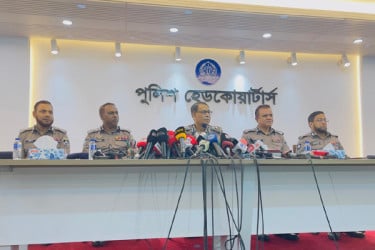 নির্বাচনে যেকোনো অস্ত্র থ্রেট: আইজিপি