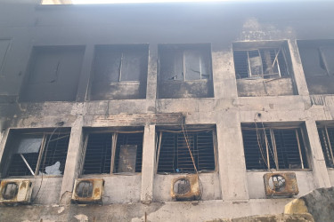 বাগেরহাট জেলা মুক্তিযোদ্ধা সংসদ ভবনে আগুন