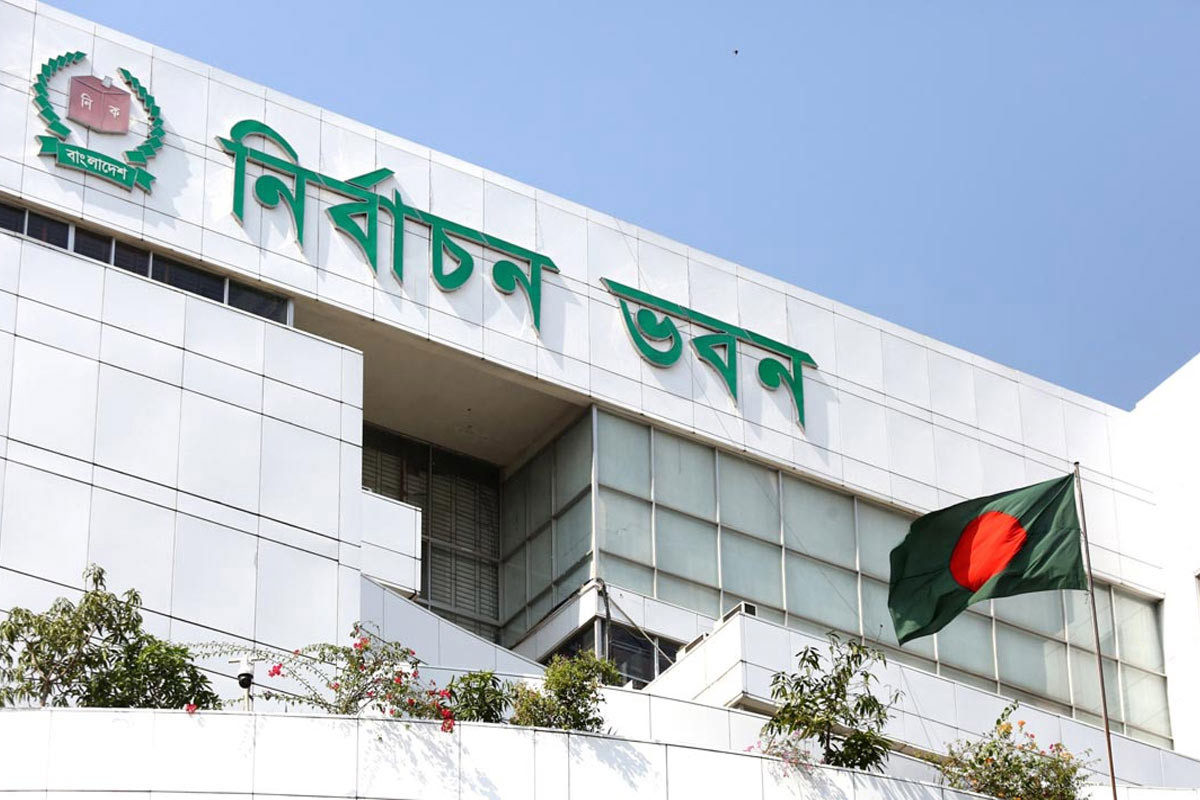 নির্বাচনী দায়িত্বে থাকবেন প্রায় ৮ লাখ কর্মকর্তা : ইসি