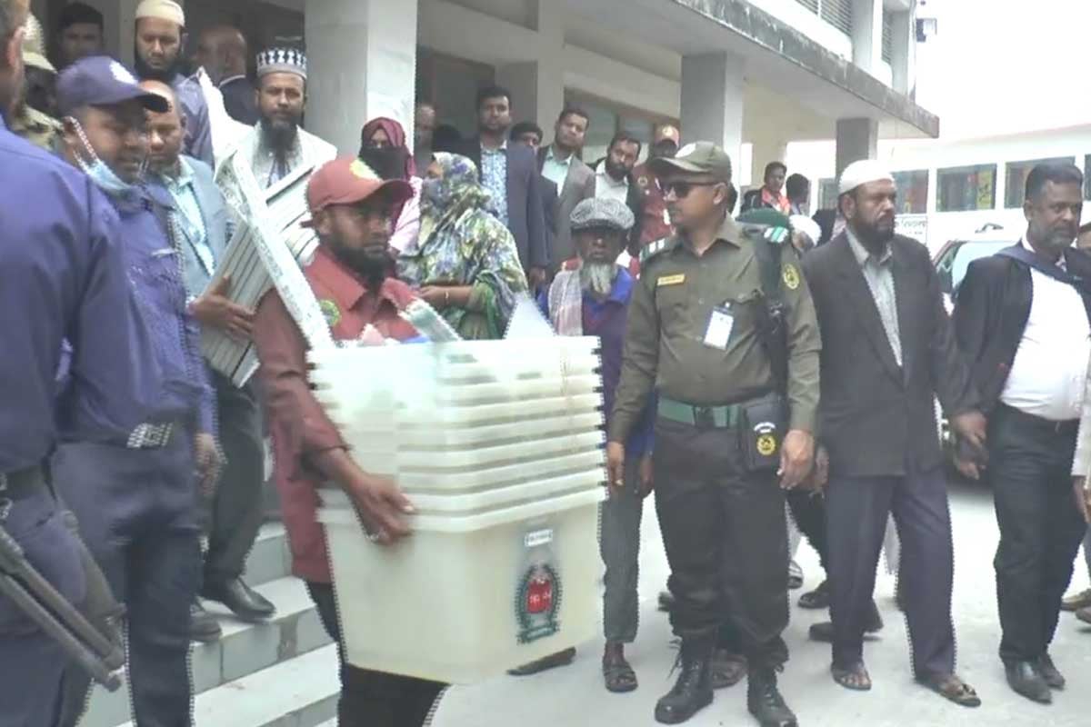 ভোলায় ১৩১ ভোটকেন্দ্র ঝুঁকিপূর্ণ, মোতায়েন ১০ হাজারের বেশি নিরাপত্তা সদস্য