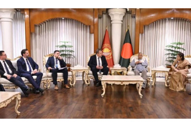 প্রধান উপদেষ্টার সঙ্গে ইইউ নির্বাচন পর্যবেক্ষক দলের বৈঠক