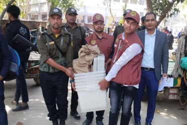 চুয়াডাঙ্গার দুই সংসদীয় আসনে নির্বাচনী উপকরণ বিতরণ শুরু