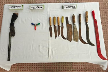 মুন্সিগঞ্জে দেশিয় অস্ত্রসহ আটক ১