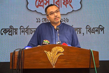 সৈয়দপুর বিমানবন্দরের ঘটনাকে বিচ্ছিন্ন বলে দেখার সুযোগ নেই: মাহদী আমিন