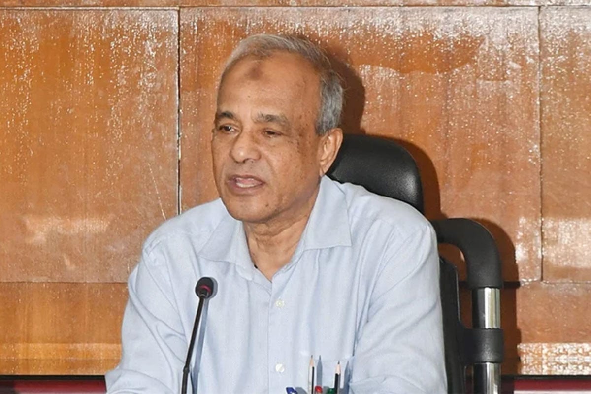 দুই-একটি বিচ্ছিন্ন ঘটনা ছাড়া নির্বাচনের পরিবেশ উৎসবমুখর: স্বরাষ্ট্র উপদেষ্টা