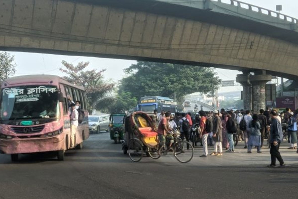 সারাদেশে বাস সংকট, মালিক সমিতির দুঃখ প্রকাশ